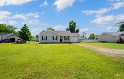 730 Eaglesham Dr, Christiana, TN 37037