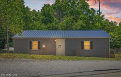 100 County Road 904, Etowah, TN 37331