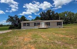 104 N Center Street, Irvington, KY 40146