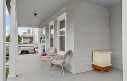 12 Central Avenue, Ravena, NY 12143