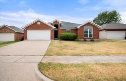 1017 Caleb Street, Burleson, TX 76028