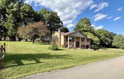 307 Meadow View Drive, Arthurdale, WV 26520