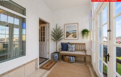 1403 5TH St, Tillamook, OR 97141