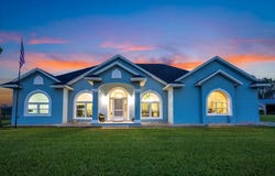 5309 NW 15th St, Bell, FL 32619