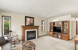 2595 SW OAKWOOD Ct, Beaverton, OR 97003