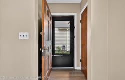 1919 Harding Avenue, Lansing, MI 48910