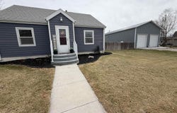 247 4th Street, Hampton, NE 68843