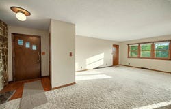 515 N Pine St, Lindsborg, KS 67456