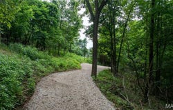 700 Old Kiefer Creek Road, Ballwin, MO 63021