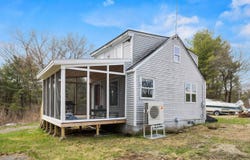1 Straw Road, Gorham, ME 04038