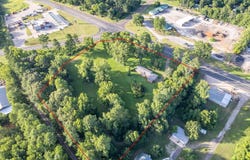 1858 S Dickinson Dr, Rusk, TX 75785