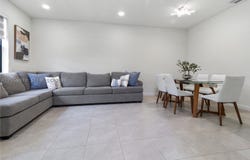 11410 W 34th Way, Hialeah, FL 33018