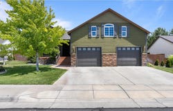 2140 NW DUSK Dr, Hermiston, OR 97838
