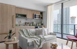 159 NE 6TH ST, Miami, FL 33132