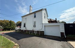 114 15th St, Vandergrift, PA 15690
