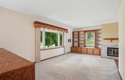 1417 Angus Drive, Waterloo, IA 50701