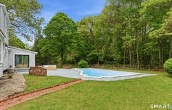 35 Hollow Brook Road, Windsor, CT 06095