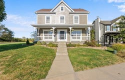 1270 SW ARBOR PARK Drive, Lee's Summit, MO 64082