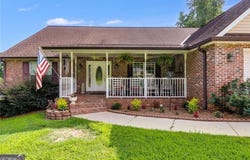 144 Bobs Drive, Mableton, GA 30126