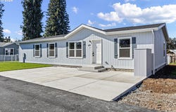 675 N 16TH St, CottageGrove, OR 97424