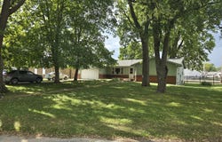 125 S Fisher Street, Mclean, IL 61754