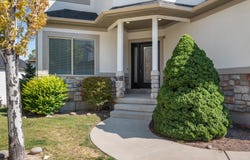 909 E ROSEBUD Ct, Draper, UT 84020