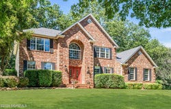 4 Scott Drive, Monroe, NJ 08831