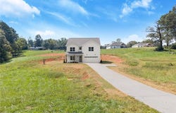 274 Hardman Road, Clarkesville, GA 30523