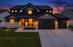 2468 W 3230 S, Syracuse, UT 84075