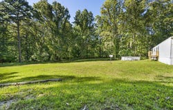 1014 Sally White Rd Ext, Hodges, SC 29653