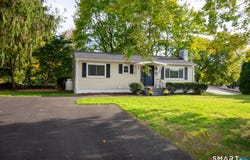 3 Pattagansett Court, East Lyme, CT 06333