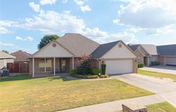 1907 Denali WY, Barling, AR 72923