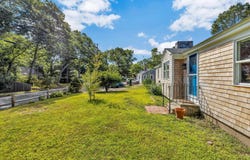 25 Raspberry Lane, Marstons Mills, MA 02648