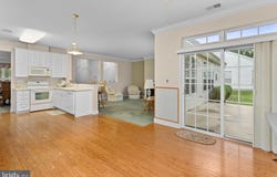 COLUMBUS, NJ 08022
