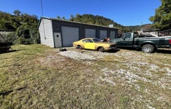 9911 MacCorkle Avenue, Marmet, WV 25315