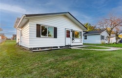 6498 Edgehurst Drive, Brook Park, OH 44142