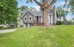 8209 NW 79th Terrace, Kansas City, MO 64152