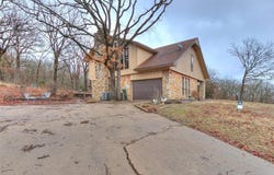 12655 Bristlecone Drive, Henryetta, OK 74437