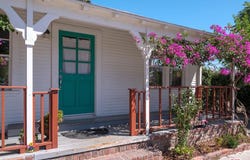 20911 Vose St, Los Angeles, CA 91303