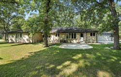 2711 Edgewood Drive, Dyer, IN 46311