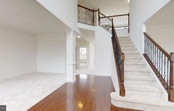 1 SUMMIT Drive, SMYRNA, DE 19977