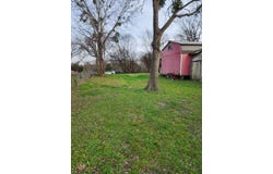 Henderson Harbor Cir, Payne Springs, TX 75156