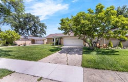 265 Terry Lane, Villa Park, IL 60181