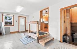 510 N C Avenue, Washington, IA 52353