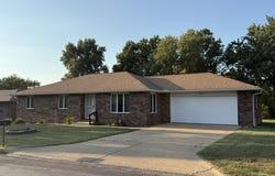 807 E 16th Street, Mountain Grove, MO 65711