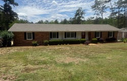 1590 Lullwater Cir SE, Cairo, GA 39828