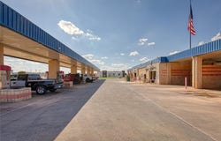 318 E Tamarack Road, Altus, OK 73521
