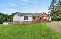 1661 Glory Barn Rd, Canton, PA 17724