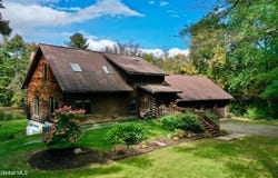 50 Hovey Road, Greenfield Center, NY 12833