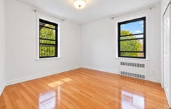 140-08 28th Road, Flushing, NY 11354